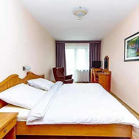 Alga Baltic 3*